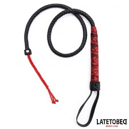 Fouet tressé Scandal 1,10m noir et rouge LATETOBED